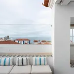 Ocean View Penthouse - アパート *