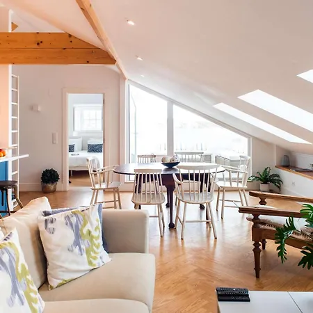 شقة Ocean View Penthouse - *