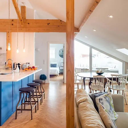 Ocean View Penthouse - شقة